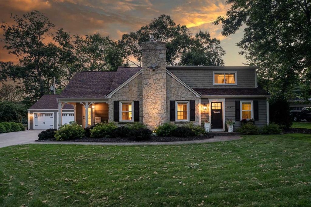 1647 N 122nd St | Wauwatosa, WI | $699,000